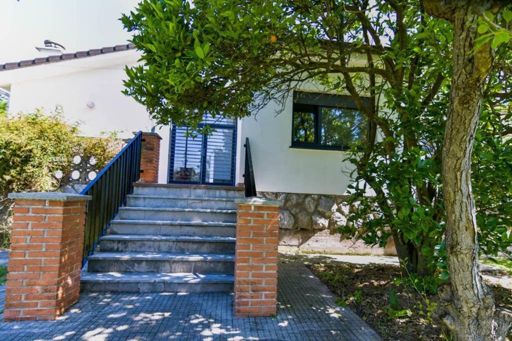 Vila ¡Nuevo! Espectacular Casa En La Playa De Berria Santoña Exteriér fotografie